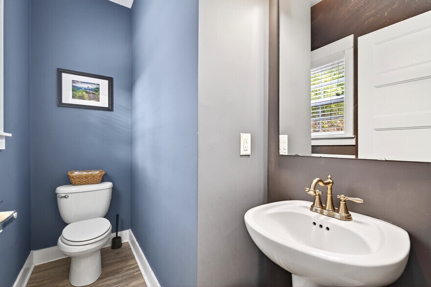 More Photos Of 8026 Buck Creek Rd, Marion Apartments For Sale