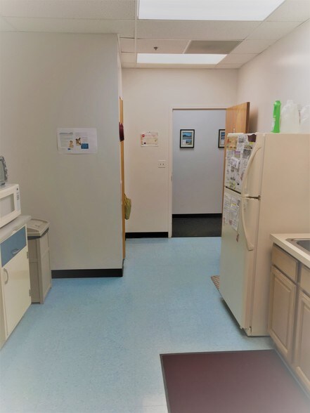More Photos Of 97 Monocacy Blvd, Frederick Unknown For Lease