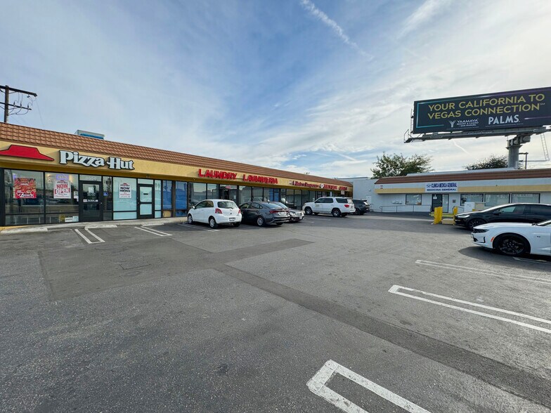 More Photos Of 8646-8658 Woodman Ave, Arleta Unknown For Lease