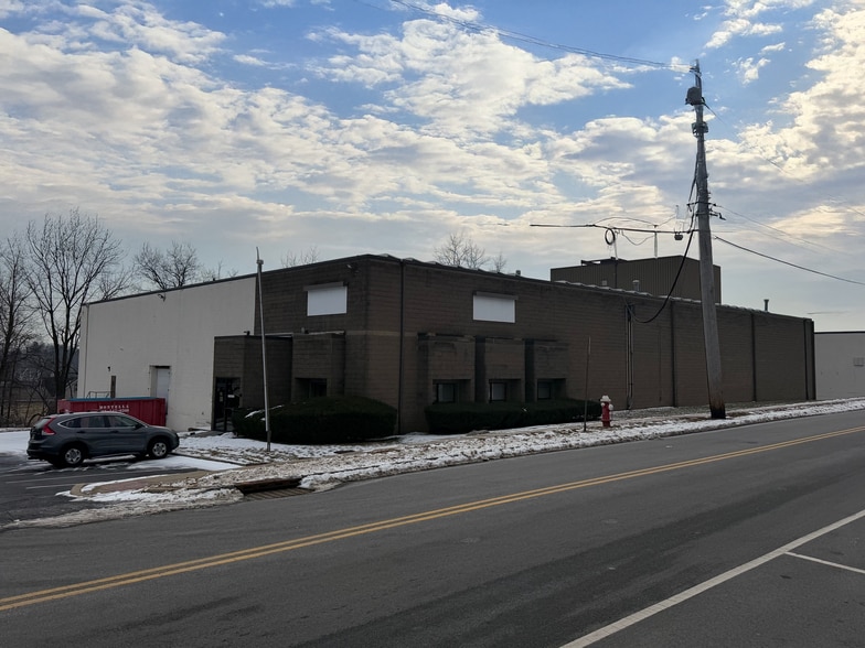 Primary Photo Of 325 Division St, Boonton Warehouse For Lease
