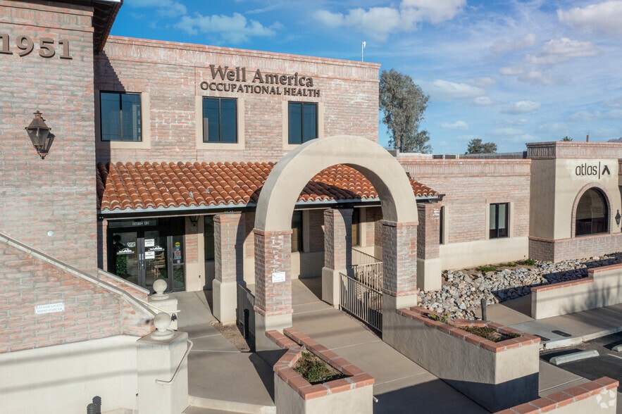 More Photos Of 1951 N Wilmot Rd, Tucson Medical For Lease