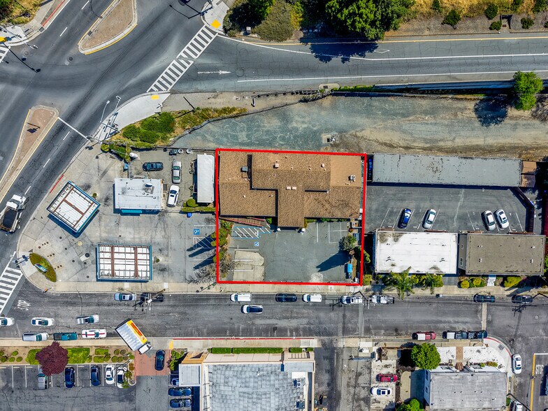 More Photos Of 2820 Broadmoor Ave, Concord Freestanding For Lease