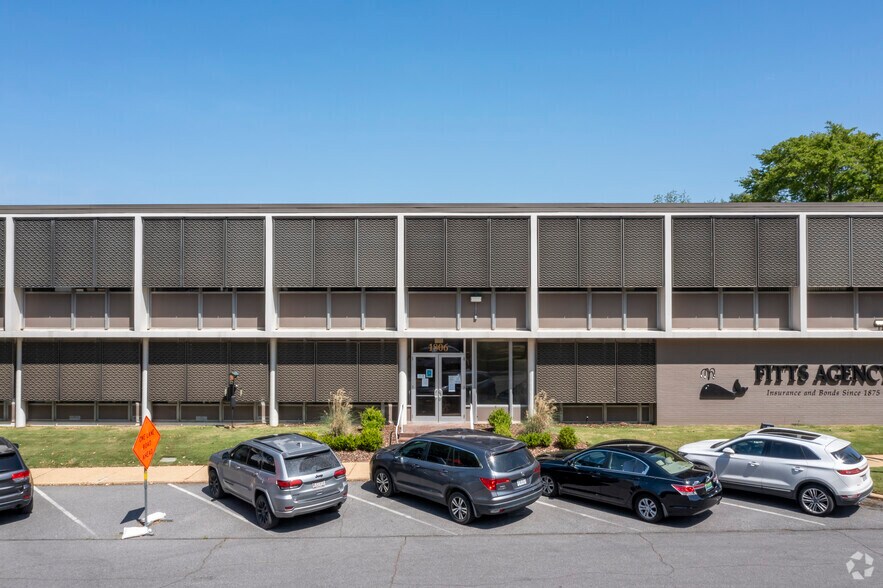 More Photos Of 1806 6th St, Tuscaloosa Office For Lease