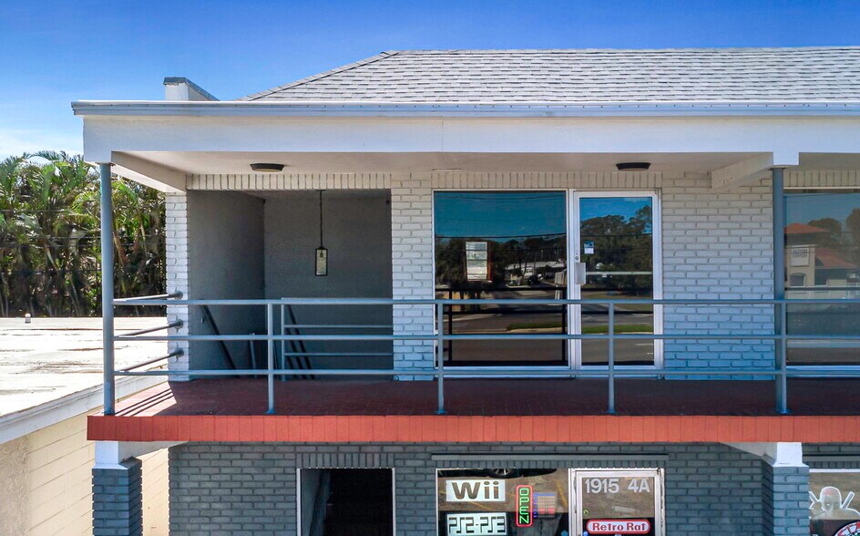 More Photos Of 1915 E Bay Dr, Largo General Retail For Sale