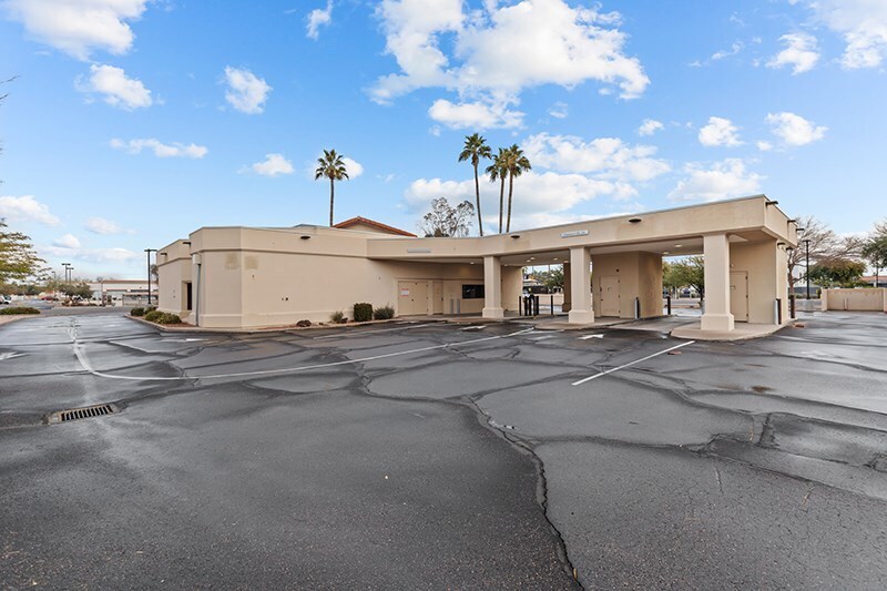 More Photos Of 2998 N Alma School Rd, Chandler Bank For Lease