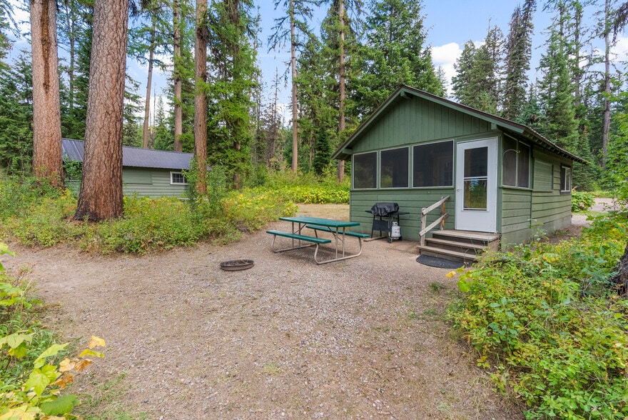 More Photos Of 3481 N Highway 83, Seeley Lake Hotel For Sale