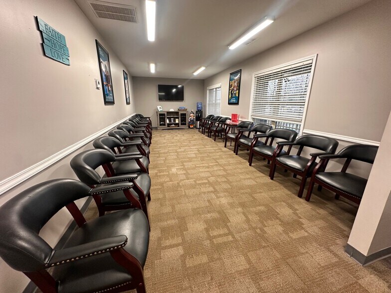 More Photos Of 790 Hist 441 hwy, Demorest Office For Sale