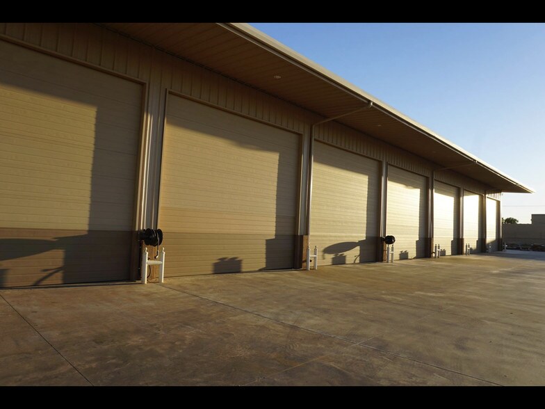 More Photos Of 1911 Sheppard Access Rd, Wichita Falls Unknown For Lease