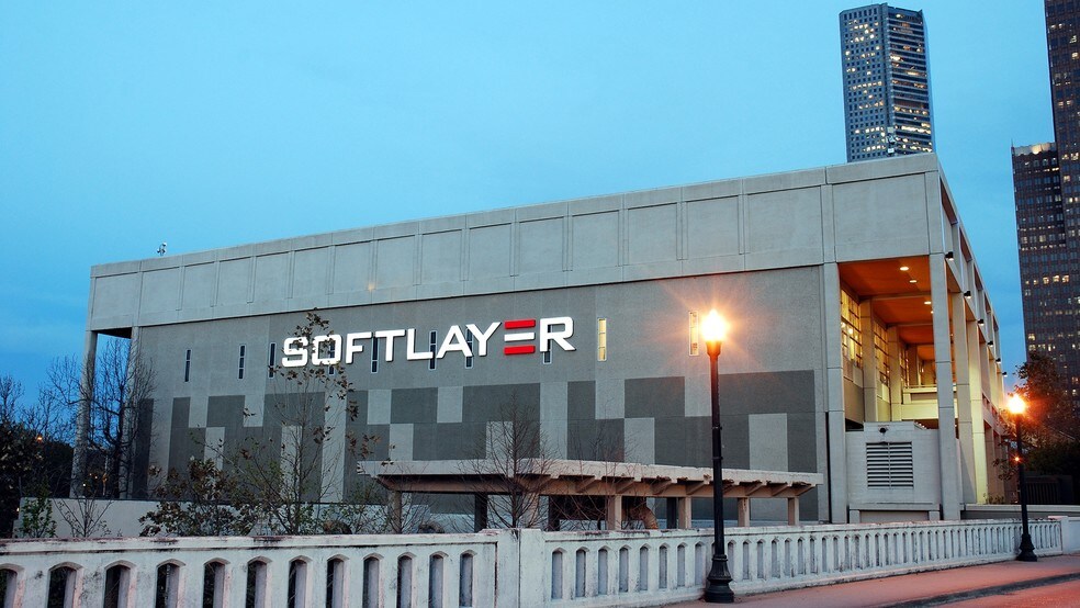 More Photos Of 500 Texas St, Houston Unknown For Lease