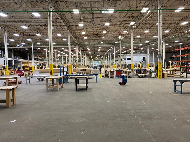 More Photos Of 100 Harbor Dr, Charlevoix Manufacturing For Lease