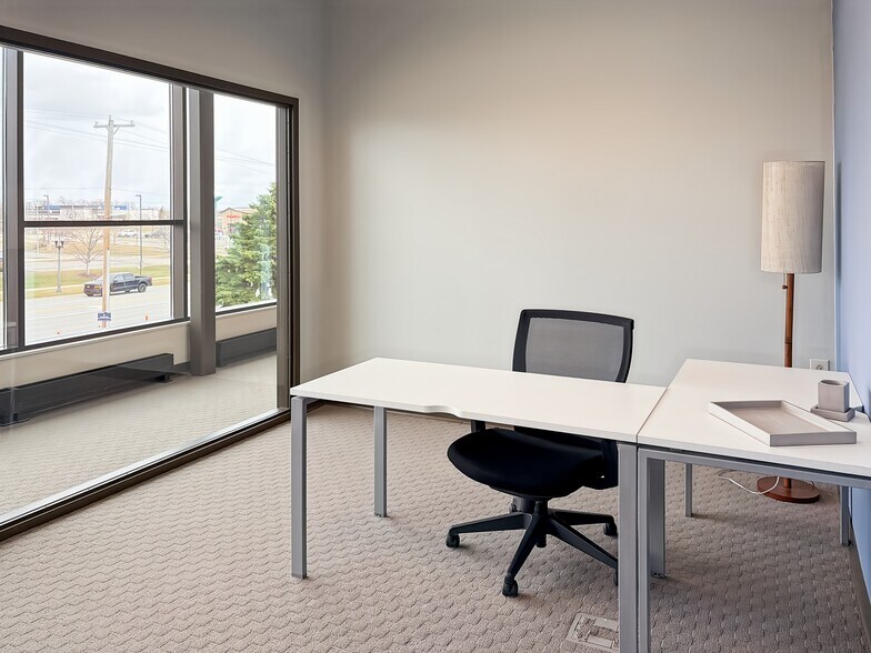 More Photos Of 2624 W Lake Lansing Rd, Lansing Coworking Space