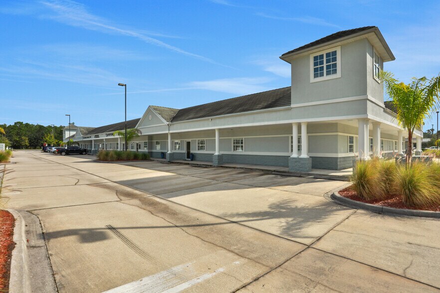 More Photos Of 1845 East West Pky, Fleming Island Medical For Lease