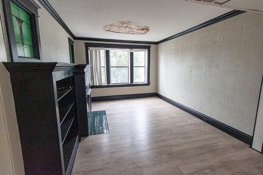 More Photos Of 5003-5005 Gravois Ave, Saint Louis Storefront Retail Residential For Lease
