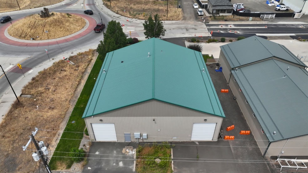 More Photos Of 3606 E Wellesley Ave, Spokane Service For Lease