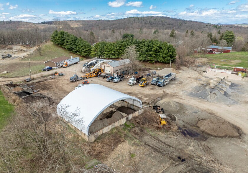 More Photos Of 12 Hunns Lake Rd, Stanfordville Flex For Sale