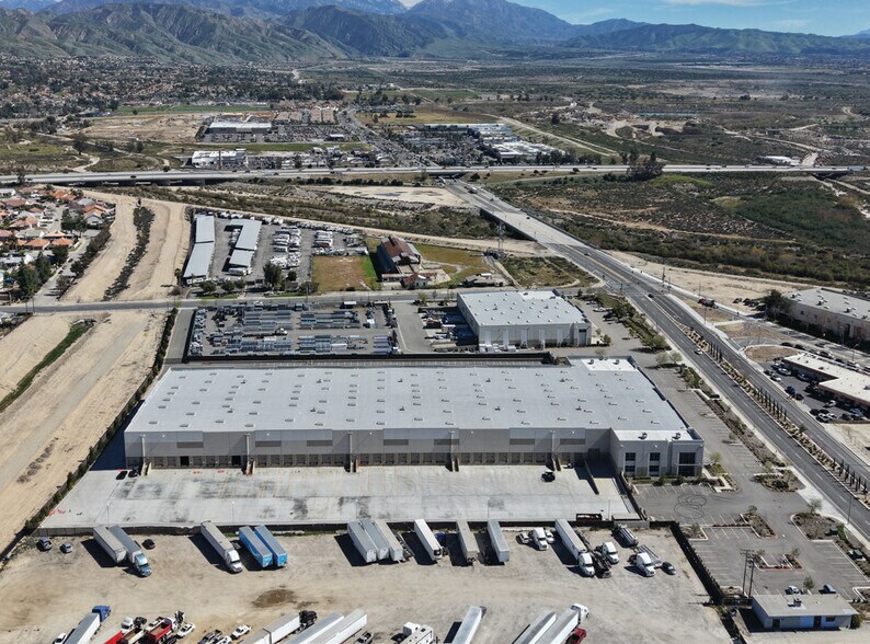 Primary Photo Of 27400 5th St, Highland Warehouse For Lease