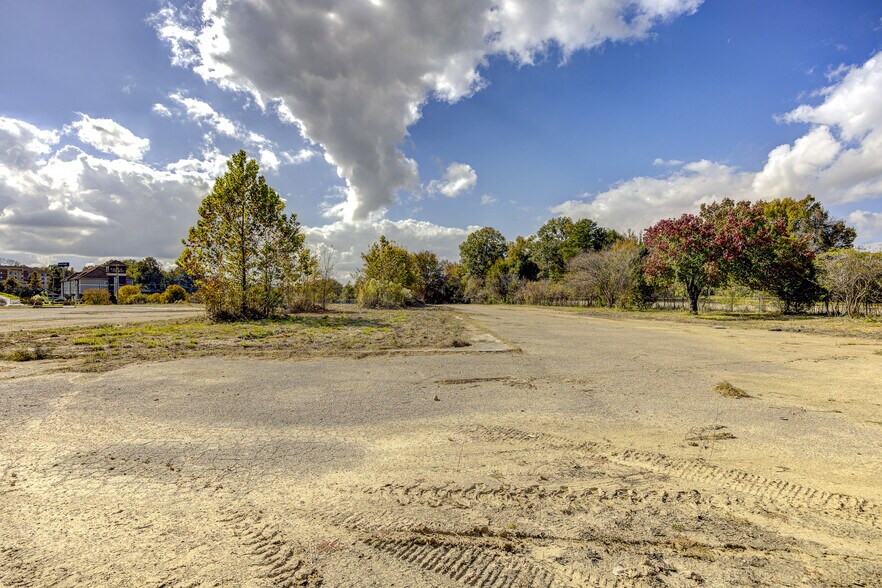 More Photos Of 3955 Clay St, Vicksburg Land For Sale