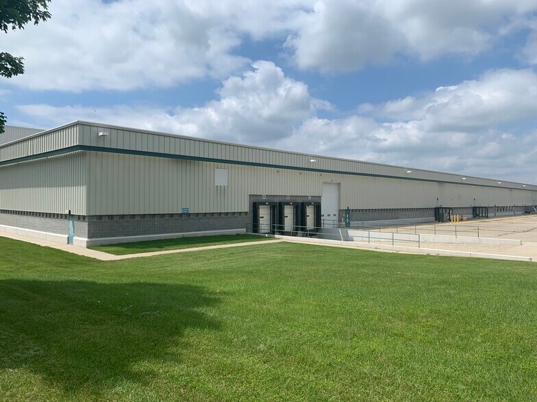 More Photos Of 11700 S 48th Ave, Allendale Distribution For Sale