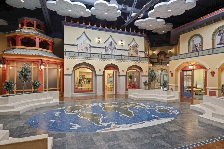 More Photos Of 5003 Westone Plz, Chantilly Schools For Sale