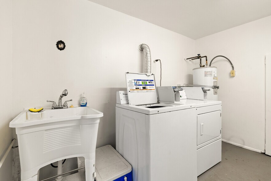 More Photos Of 960 Micheltorena St, Los Angeles Apartments For Sale