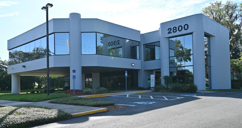 More Photos Of 2800 E Silver Springs Blvd, Ocala Office For Lease