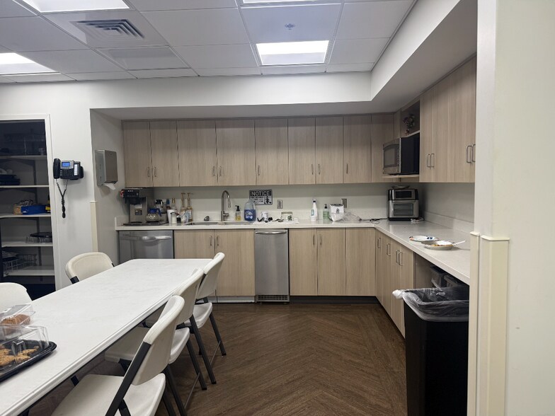 More Photos Of 4515 Southlake Pky, Birmingham Medical For Lease