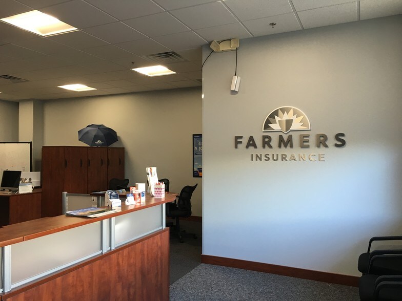 More Photos Of 1901 Hamilton Blvd, Sioux City General Retail For Sale