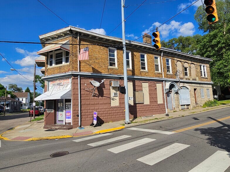More Photos Of 5700 Highland Ave, Cincinnati Storefront Retail Residential For Sale