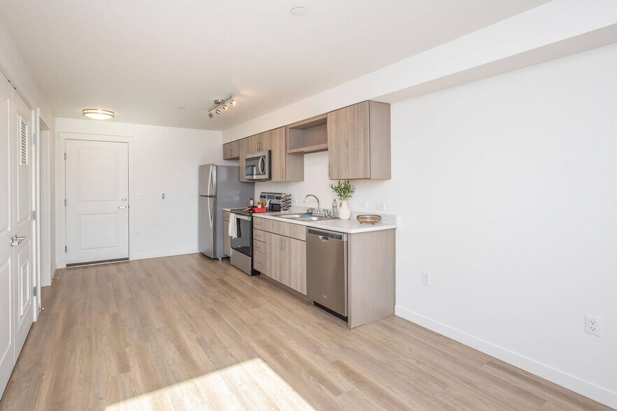 More Photos Of 15300 33rd Ave S, Seatac Apartments For Lease