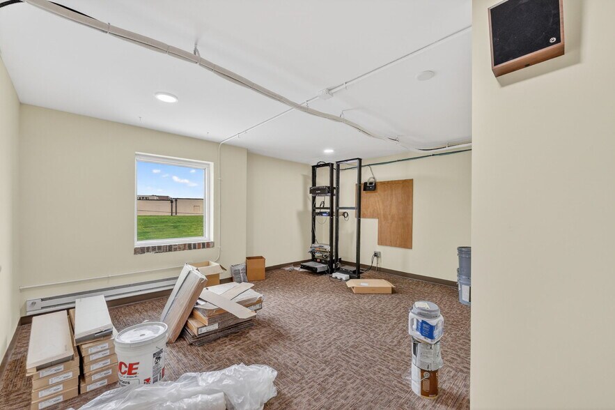 More Photos Of 106 Hospital Dr, Smithville Assisted Living For Sale