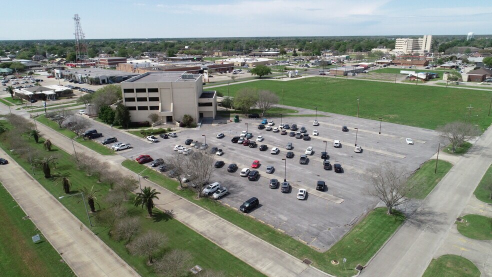 More Photos Of 1201 Brashear Ave, Morgan City Medical For Sale