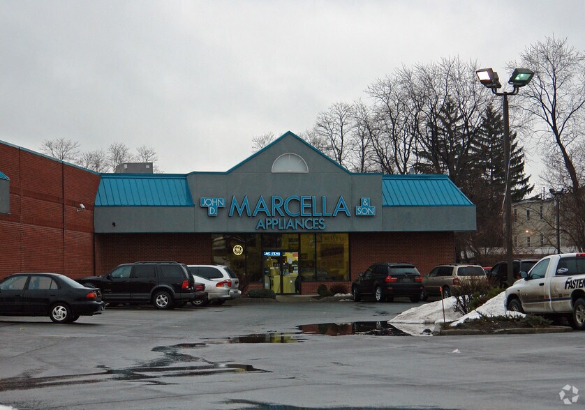 Primary Photo Of 735 Crane St, Schenectady Freestanding For Sale
