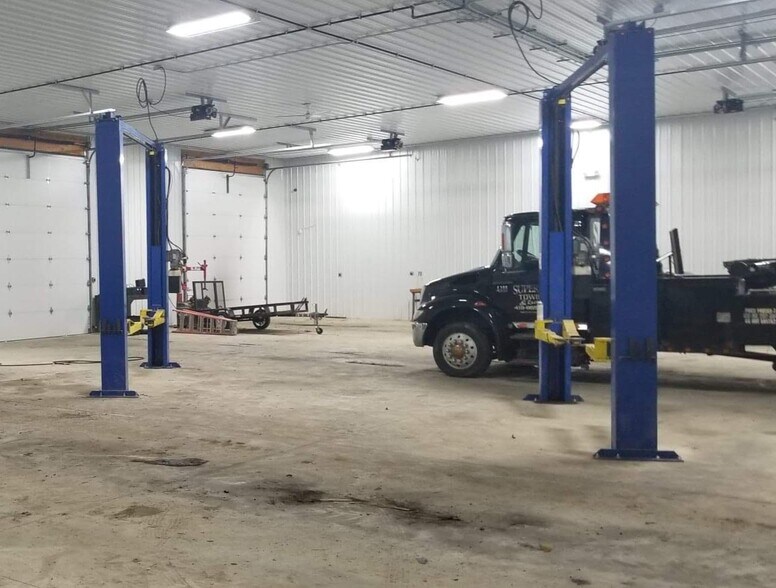 More Photos Of 5618 US Highway 20A, Delta Warehouse For Lease