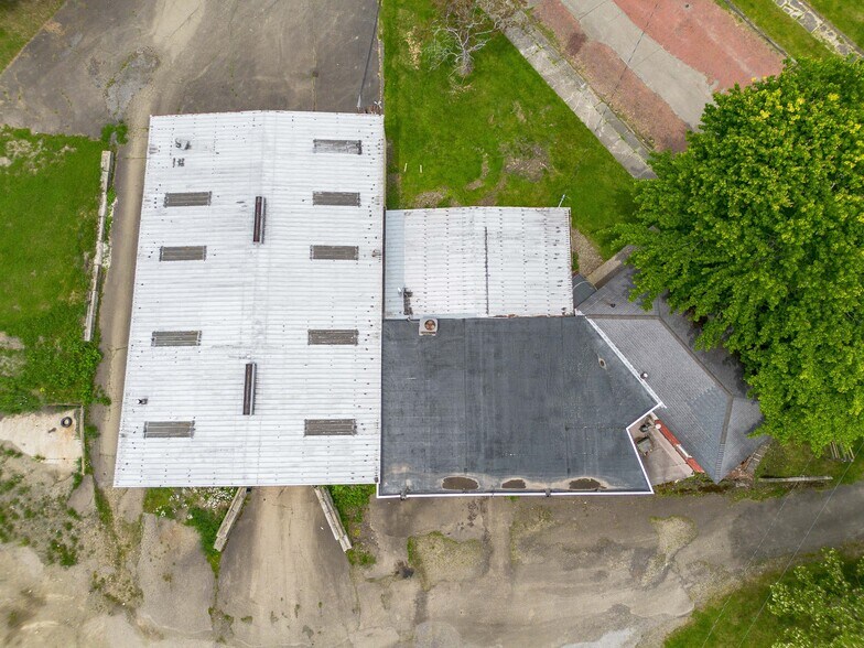 More Photos Of 154 Fairmount Ave, Jamestown Manufacturing For Sale