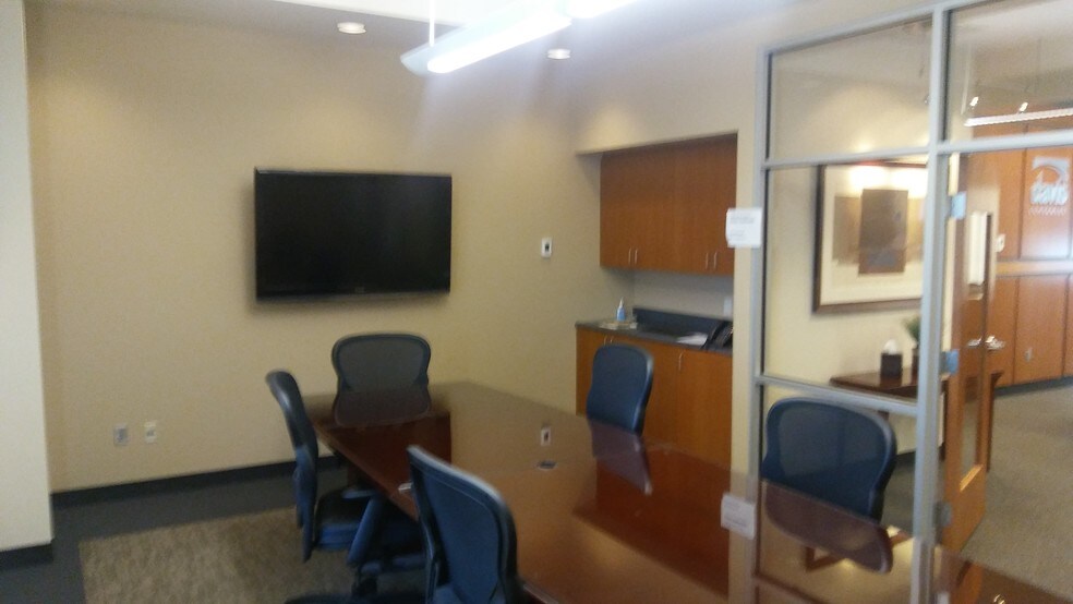 More Photos Of 1313 Cuming St, Omaha Apartments For Lease