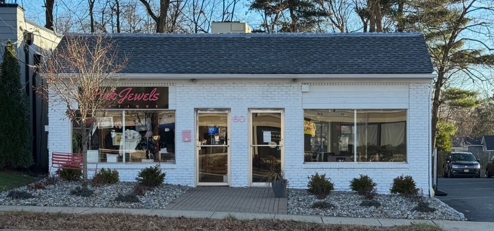 Primary Photo Of 60 E Mount Pleasant Ave, Livingston Storefront Retail Office For Lease