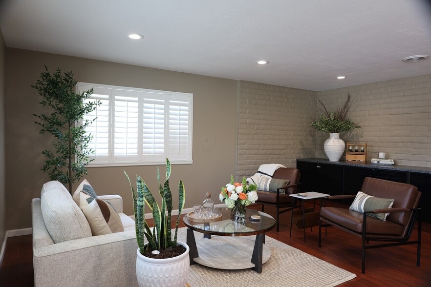 Primary Photo Of 501 E Washington St, Petaluma Office For Sale