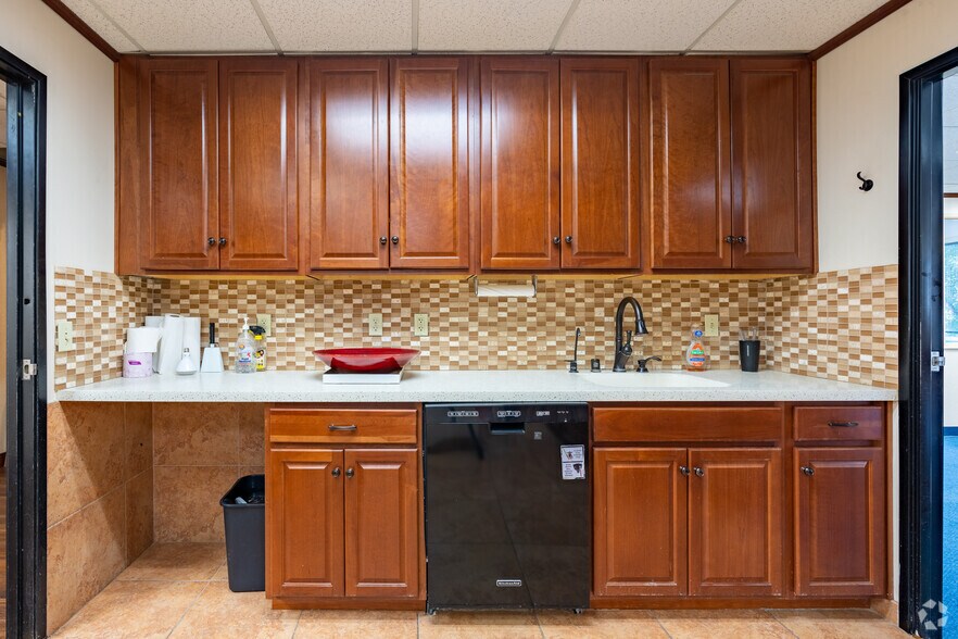 More Photos Of 750 Fairmont Ave, Glendale Loft Creative Space For Lease