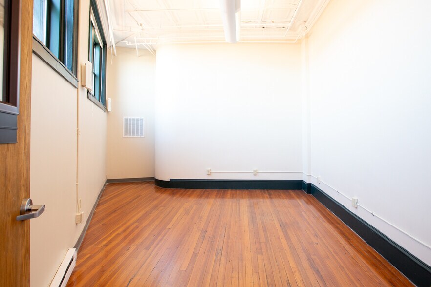 More Photos Of 139 S Main St, Fall River Office For Sale