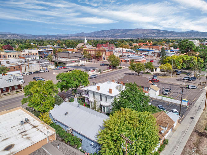 More Photos Of 512 Royal Gorge Blvd, Canon City Restaurant For Sale