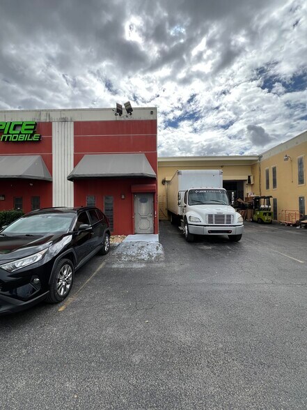 More Photos Of 3335 NW 74th Ave, Miami Industrial For Lease