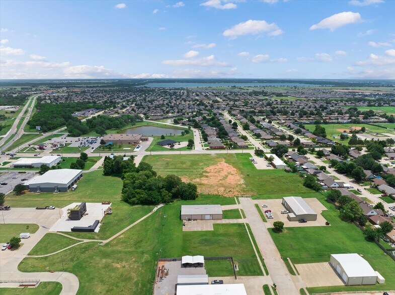 More Photos Of 301 S Yukon Pky, Yukon Land For Sale