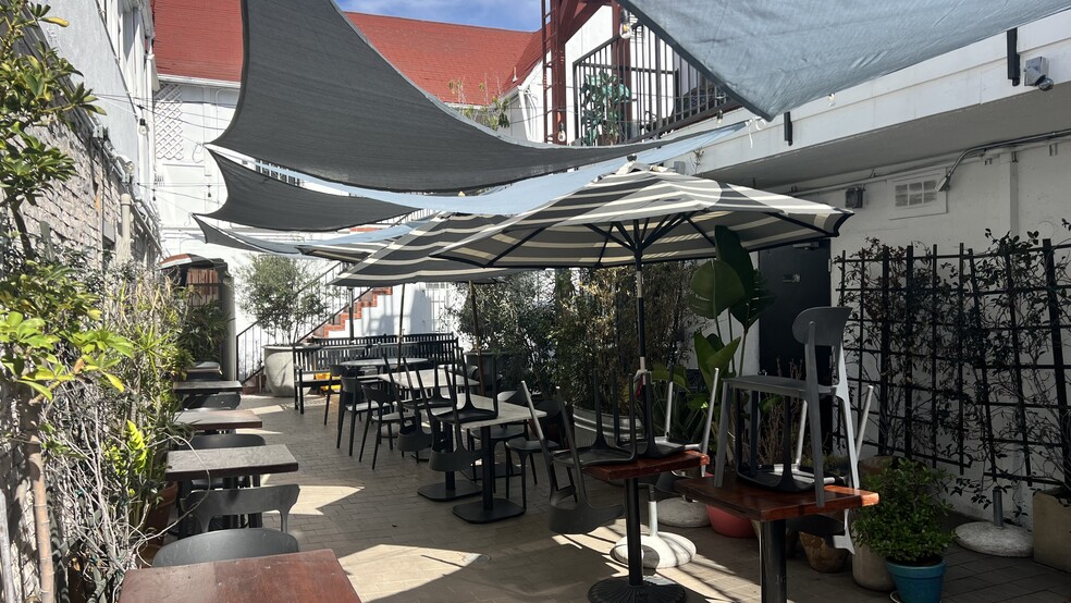 More Photos Of 7469 Melrose Ave, Los Angeles Restaurant For Lease