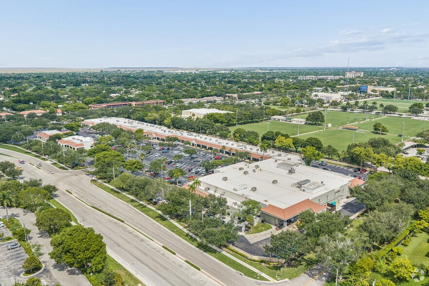 More Photos Of 10299-10391 Royal Palm Blvd, Coral Springs Unknown For Lease