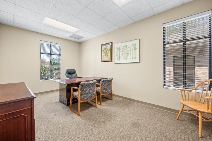 More Photos Of 1234 Mann Dr, Matthews Office For Lease