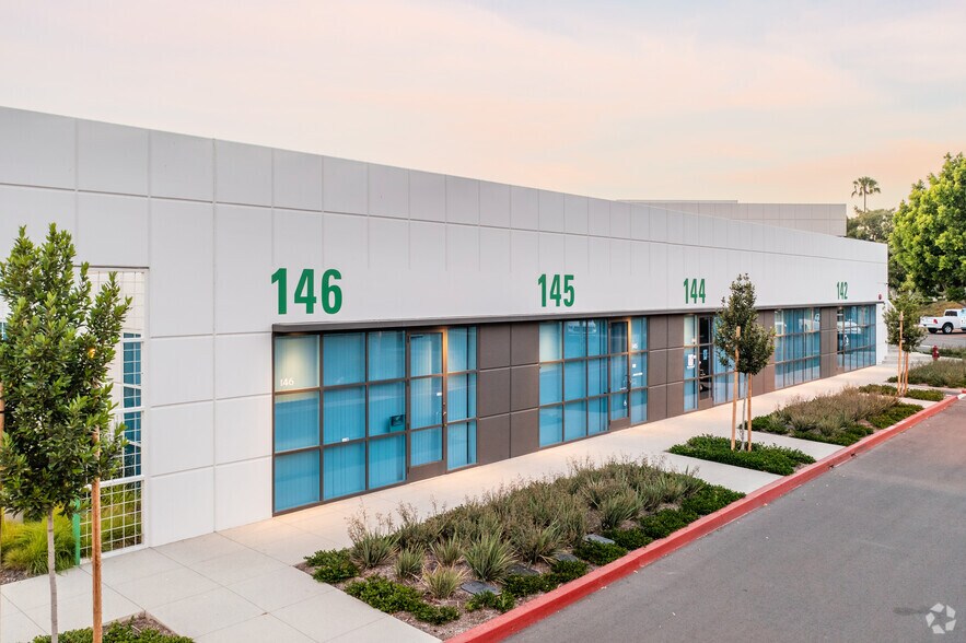 More Photos Of 16 Technology Dr, Irvine Research And Development For Lease