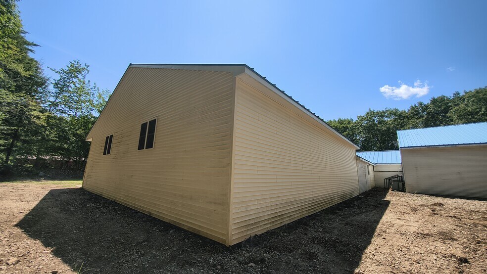 More Photos Of 147 Middle Rd, Center Tuftonboro Warehouse For Sale