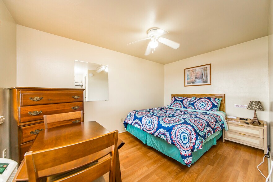 More Photos Of 18 Coffee Creek Lndg, Perryville Hotel For Sale