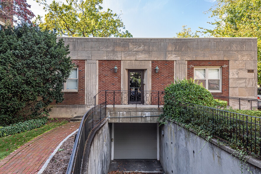 Primary Photo Of 130 Pondfield Rd, Bronxville Medical For Sale