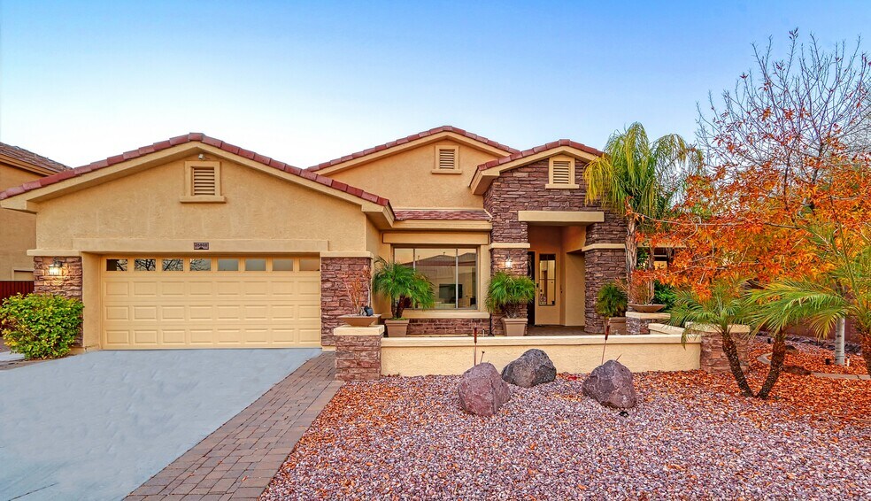More Photos Of 26808 N 24th Ave, Phoenix Assisted Living For Sale